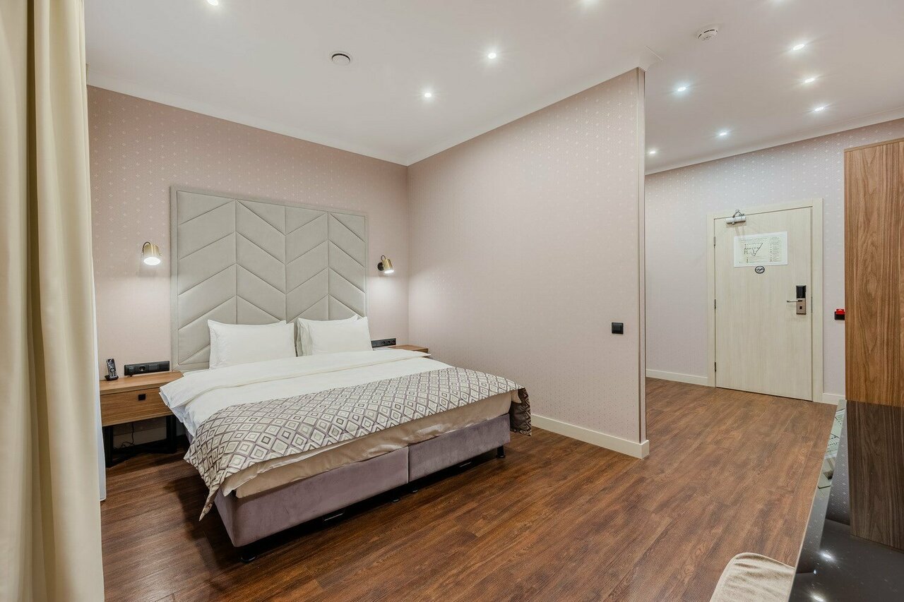 Гостиница Невский берег 122 Санкт-Петербург